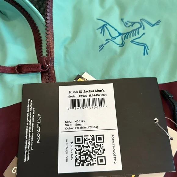 Arc’Teryx Rush IS snowboarding/ski jacket - Picture 6 of 7